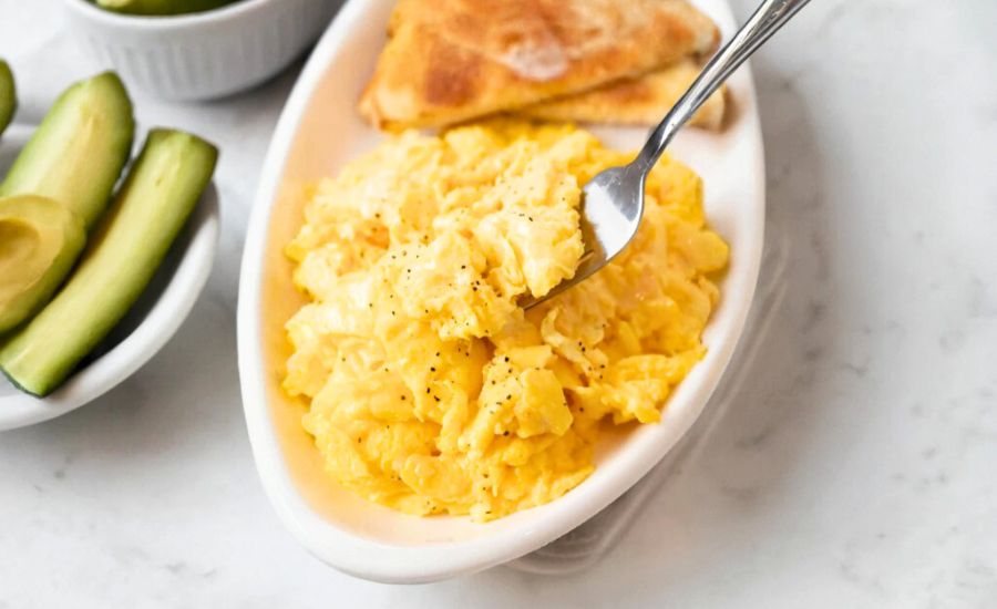 Fluffy Scrambled Eggs
